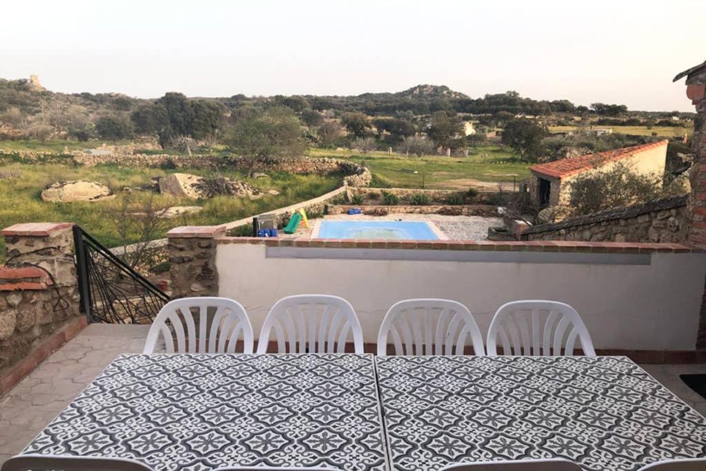 Casa - Apartamento Rural La Tahona Del Abuelo Plasenzuela Eksteriør billede