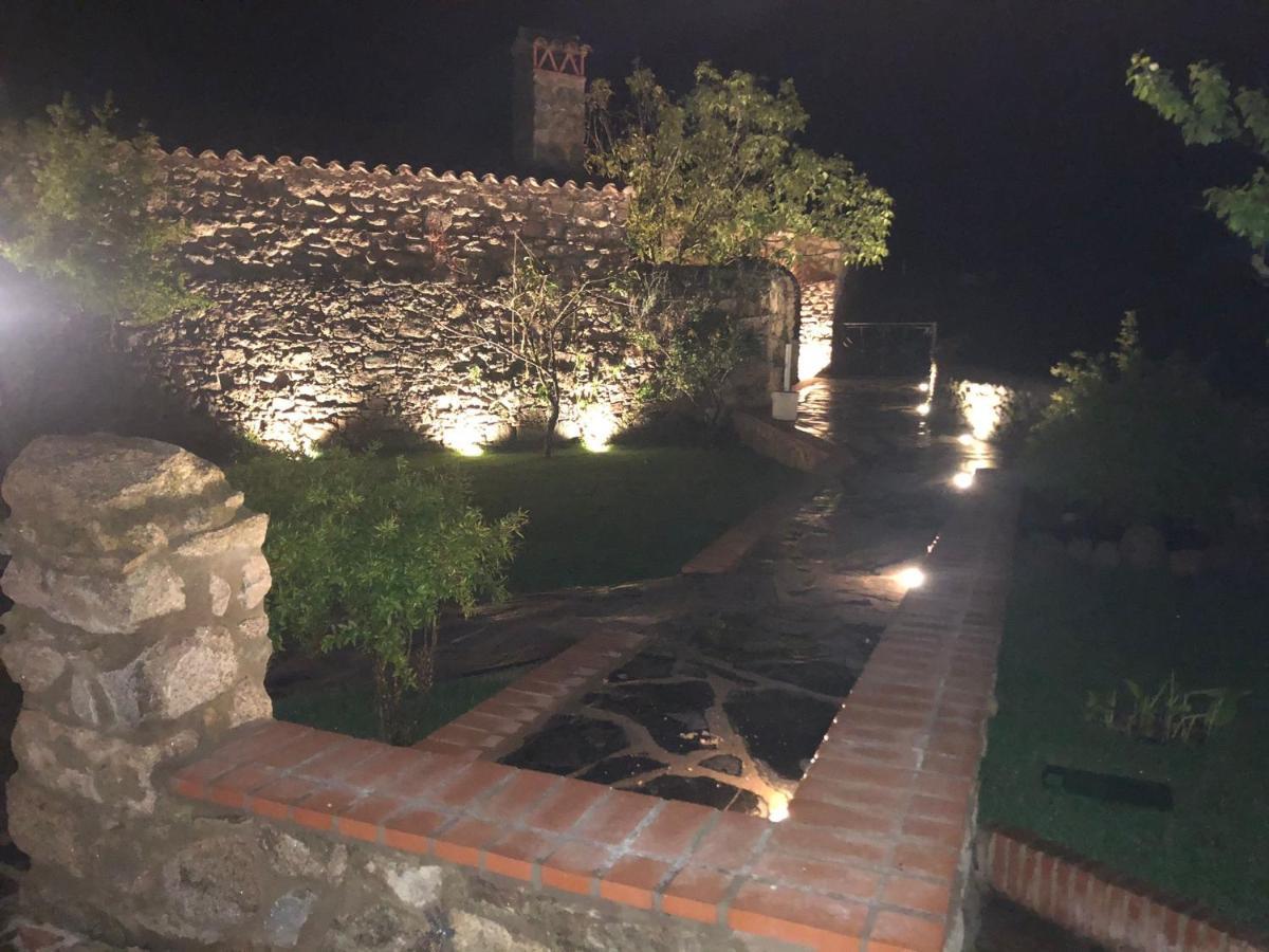 Casa - Apartamento Rural La Tahona Del Abuelo Plasenzuela Eksteriør billede