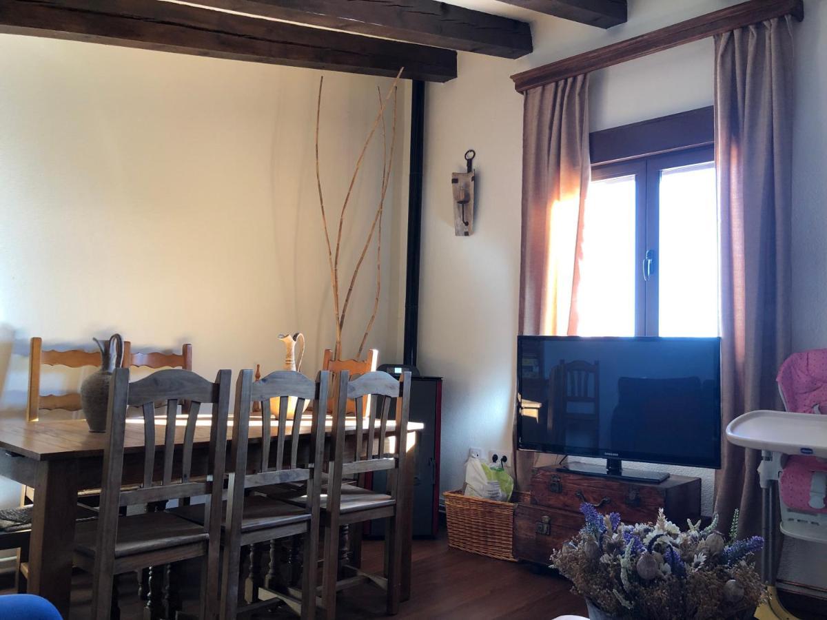 Casa - Apartamento Rural La Tahona Del Abuelo Plasenzuela Eksteriør billede