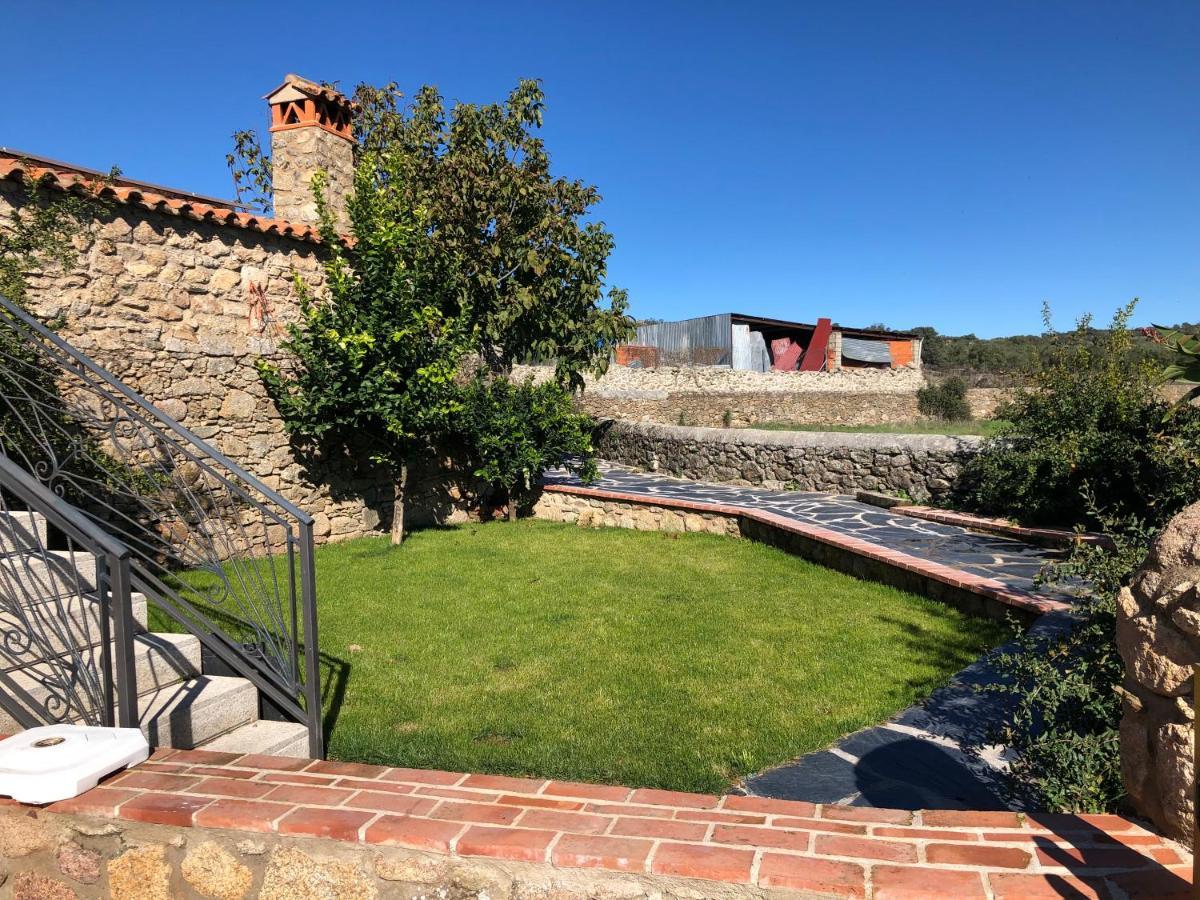 Casa - Apartamento Rural La Tahona Del Abuelo Plasenzuela Eksteriør billede